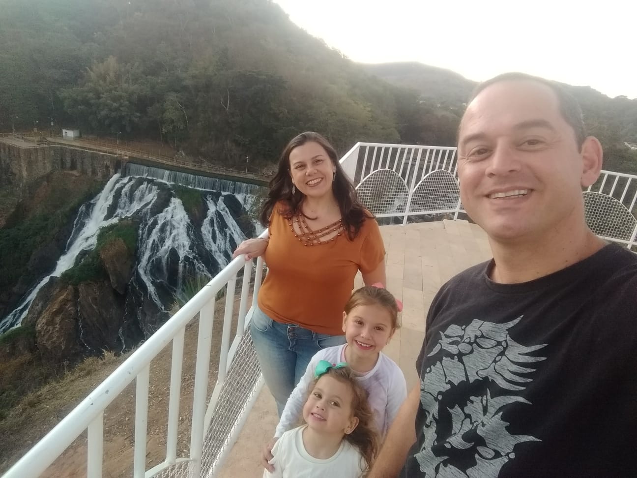 Uma importante conquista de quem convive(u) com a alergia: a consciência alimentar vivian e familia